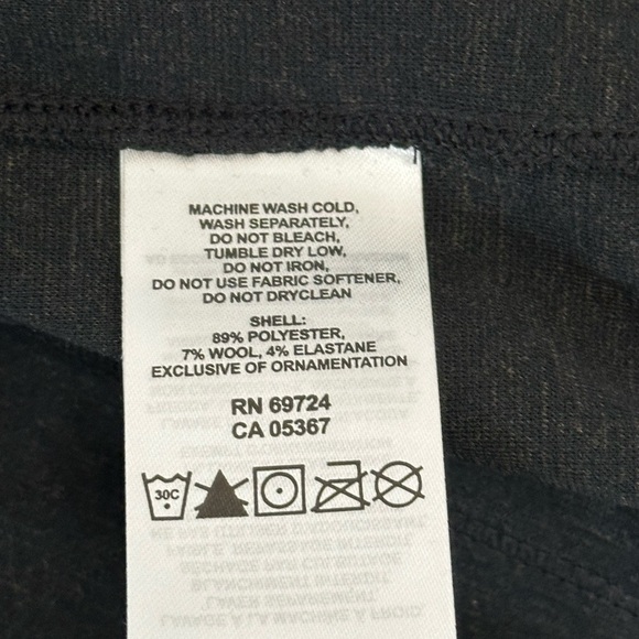 Women's Golf Mountain Hardware XL 16 18 Skirt Terry Cloth Black Flat Front NWT - Picture 10 of 10